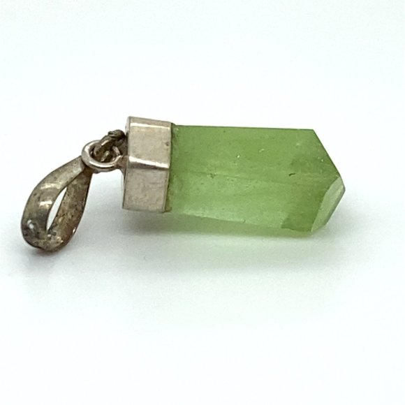 Peridot Crystal 11.00ct Solid 925 Sterling Silver Pendant - Picture 3 of 7